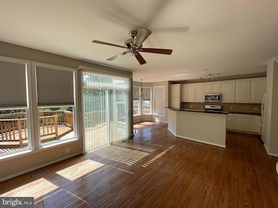 20925 Cheyenne Terrace, Sterling, VA 20165 - photo 7