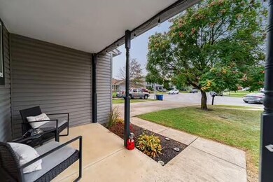 3246 Bluhm Ct, Columbus, OH 43223 - photo 6