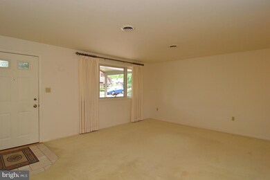 2801 Filbert Ave, Reading, PA 19606 - photo 7