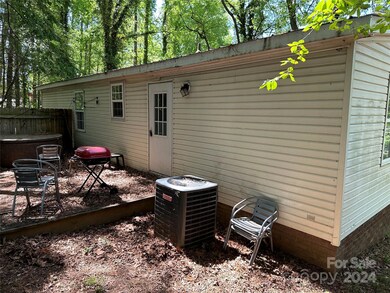 60 Velvet Ridge Ln, Asheville, NC 28806 - photo 2