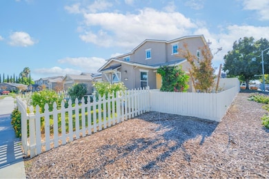 1437 Thomas St, Los Banos, CA 93635 - photo 7