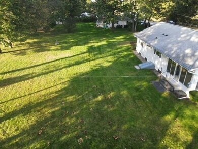 337 Theresa St, Fitchburg, MA 01420 - photo 4