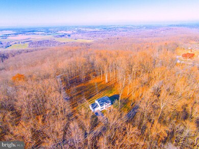 561 Adelaide Cir, Harpers Ferry, WV 25425 - photo 4