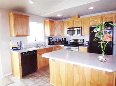 8430 Kyra Ln, White City, OR 97503 - photo 5