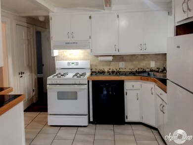 1096 Furnace Brook Pkwy, Quincy, MA 02169 - photo 3