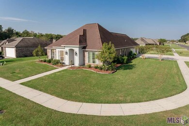 7120 Rue Nouvelle Ecosse, Addis, LA 70710 - photo 2