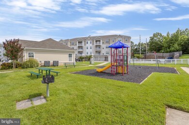 23520 F D R Blvd unit 306, California, MD 20619 - photo 5