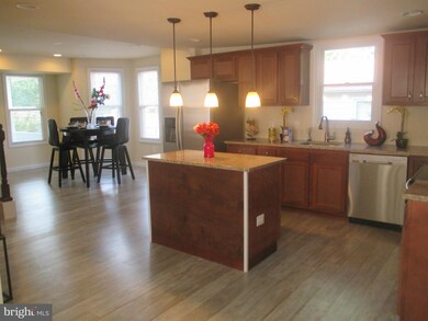 6313 Seat Pleasant Dr, Capitol Heights, MD 20743 - photo 5