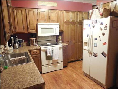 Kitchen with all appliances remaining!!