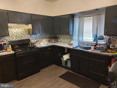 1319 Rose St, Camden, NJ 08104 - photo 2