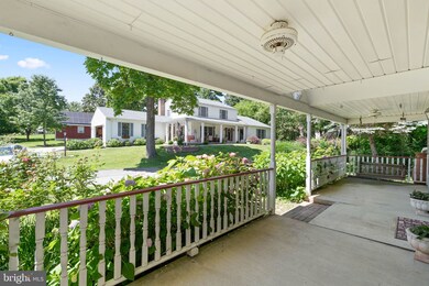 2116 Stonewall Rd, Catonsville, MD 21228 - photo 2