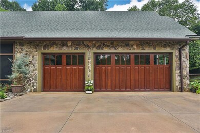 3 Car spacious garage