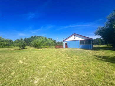 1910 SE County Road 2230, Corsicana, TX 75109 - photo 5