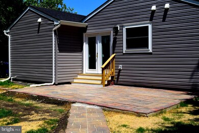 6722 Amlong Ave, Alexandria, VA 22306 - photo 5