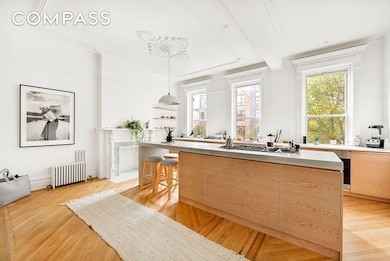 611 Macon St unit TH, Brooklyn, NY 11233 - photo 2