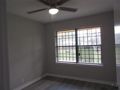 10122 Envoy St, Houston, TX 77016 - photo 7
