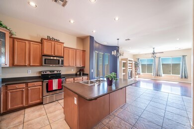 19th - 13Kitchen