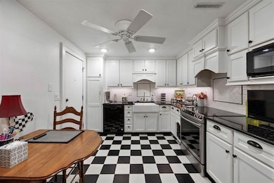 2135 1st Ave SE unit 115, Cedar Rapids, IA 52402 - photo 6