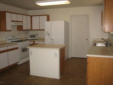 Villa Kitchen 1