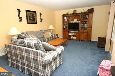 911 George Ave, Essex, MD 21221 - photo 5