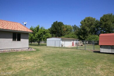 Huge Backyard with Garage/Workshop