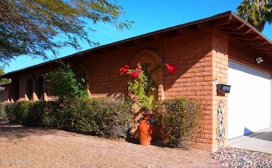 3907 S River Dr, Tempe, AZ 85282 - photo 2