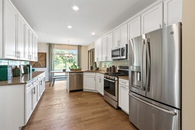 1724 Carlstedt Dr, Aurora, IL 60502 - photo 4