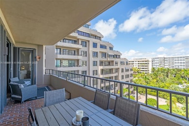 Oceansound unit 625, Key Biscayne, FL 33149 - photo 3