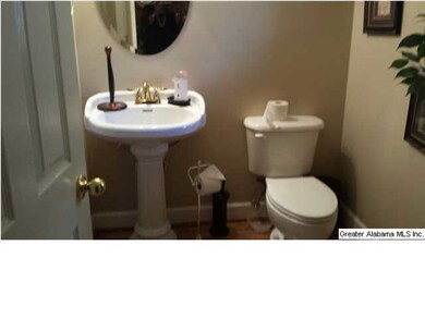 4822 Vernon Pkwy, Birmingham, AL 35235 - photo 6