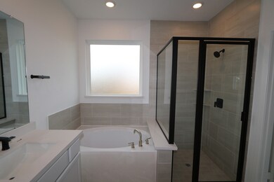 1127 Five T Ln, Tomball, TX 77375 - photo 6