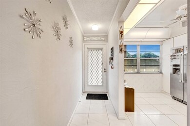 2801 Victoria Way unit K2, Coconut Creek, FL 33066 - photo 3