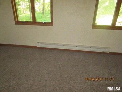 18286 Backbone Rd W, Princeton, IL 61356 - photo 4