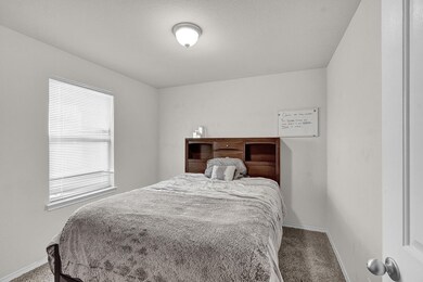 708 Villa Romero Dr, Horizon City, TX 79928 - photo 6