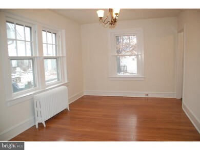 111 N Towamencin Ave, Lansdale, PA 19446 - photo 6