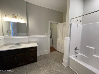1249 Ross St unit B, Macon, GA 31201 - photo 7
