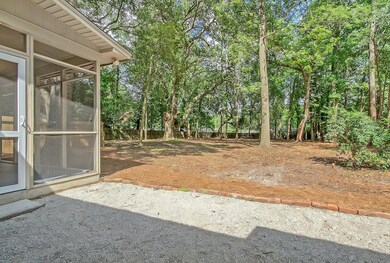 12-web-or-mls-CREM_127 Newington_012