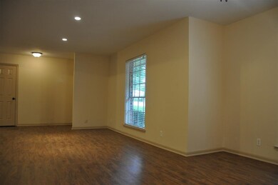 6119 Wilshire Dr, Tyler, TX 75703 - photo 4