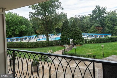Sutton Terrace Condominium unit 206, Bala Cynwyd, PA 19004 - photo 2
