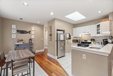 31 Regent St unit 3R, Cambridge, MA 02140 - photo 6