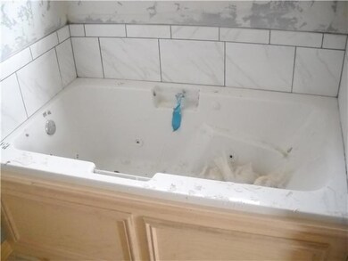 Master Bath/Spa.