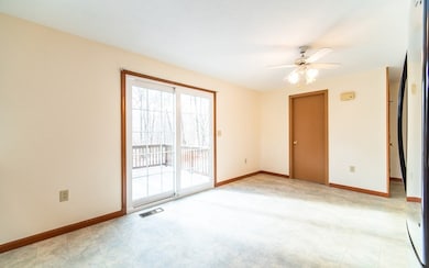 87 Minechoag Heights unit 89, Ludlow, MA 01056 - photo 6