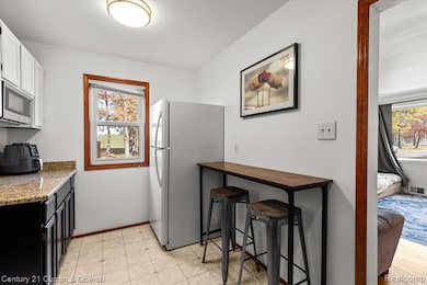 2157 Symes St, Ferndale, MI 48220 - photo 7