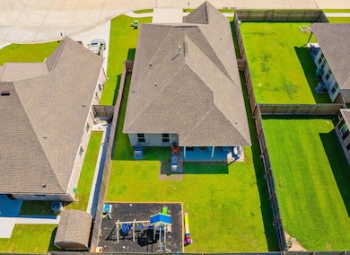 111 Devon Ct, Thibodaux, LA 70301 - photo 2