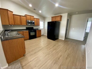 25885 E 90th St S, Broken Arrow, OK 74014 - photo 2