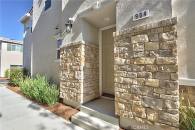 41976 Isadora St unit 904, Murrieta, CA 92562 - photo 3