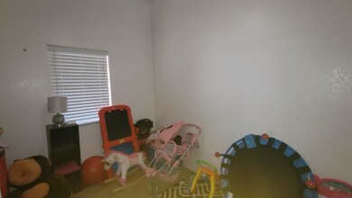 204 W Stewart St, Swayzee, IN 46986 - photo 7