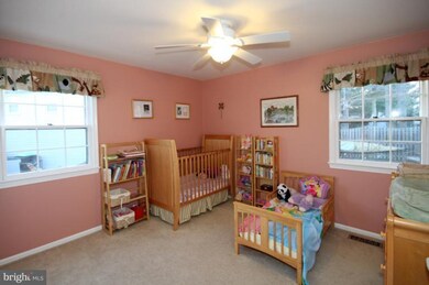 4714 Declaration Ct, Annandale, VA 22003 - photo 6