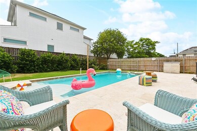 2609 General Pershing St, New Orleans, LA 70115 - photo 4