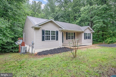 114 Dragoon Dr, Montross, VA 22520 - photo 4