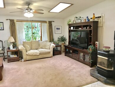 47 Pine Rd, Charlton, MA 01507 - photo 2